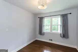 2752 Arrowood Dr, East Point, GA 30344 - Photo 14