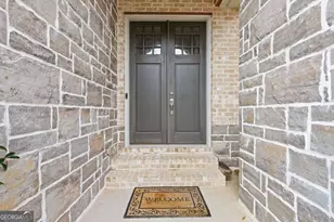 1560 Tapestry Ridge, Lawrenceville, GA 30045 - Photo 4