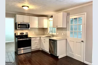 401 Freshman Drive, Lawrenceville, GA 30044 - Photo 8