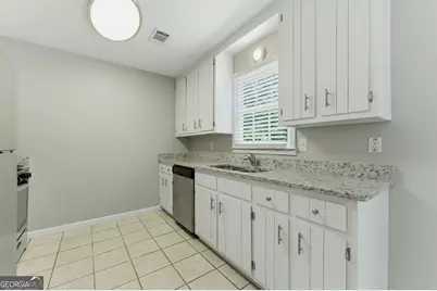 615 Hickory Nobb, Sugar Hill, GA 30518 - Photo 6