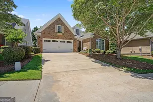 365 Grand Teton Cir, Fayetteville, GA 30215 - Photo 2