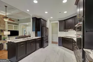 221 Chasewood Ln, Senoia, GA 30276 - Photo 30