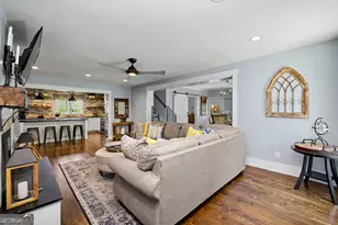 460 Pylant St, Senoia, GA 30276 - Photo 8