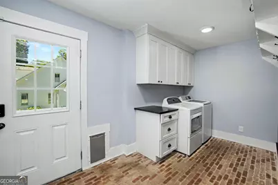 460 Pylant Street, Senoia, GA 30276 - Photo 16