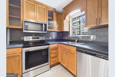 1055 Baxter Street #306, Athens, GA 30606 - Photo 4