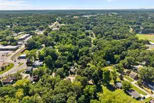 76 Park St, Commerce, GA 30529 - Photo 36