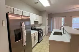 1028 Montague Pl Ct, Lawrenceville, GA 30043 - Photo 10