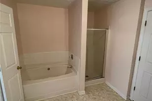 1028 Montague Pl Ct, Lawrenceville, GA 30043 - Photo 18
