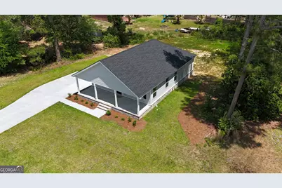 103 Continental Street, Glennville, GA 30427 - Photo 8