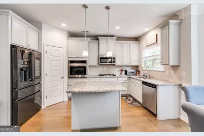 365 Granite Way, Newnan, GA 30265 - Photo 4