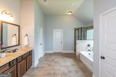49 Bay Crest Court, Loganville, GA 30052 - Photo 18