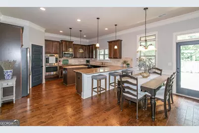 49 Bay Crest Court, Loganville, GA 30052 - Photo 4