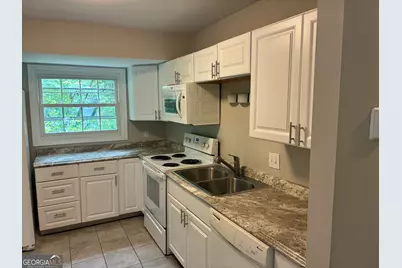 10572 Eagle Drive, Jonesboro, GA 30238 - Photo 6