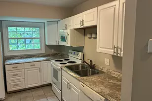 10572 Eagle Dr, Jonesboro, GA 30238 - Photo 6