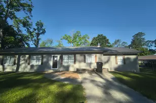 137 Weldon Way, Fitzgerald, GA 31750 - Photo 1