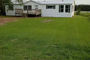 147 Barn Rd Cir, Jesup, GA 31545 - Photo 1