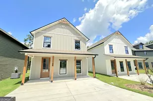99 Carroll Cir, Carrollton, GA 30117 - Photo 2