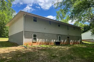193 Glory Ln, Mount Airy, GA 30563 - Photo 2