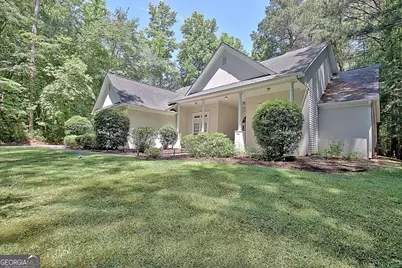 220 Farr Lake Drive, Tyrone, GA 30290 - Photo 2