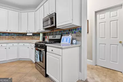 220 Farr Lake Drive, Tyrone, GA 30290 - Photo 30