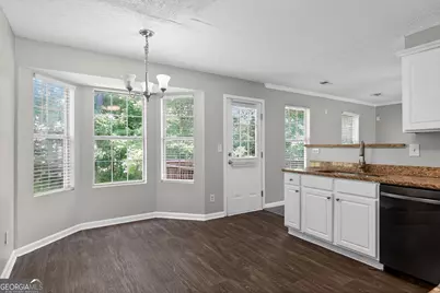 1121 Huntington Place Circle, Lithonia, GA 30058 - Photo 12