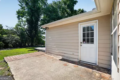 3235 Hunters Crossing Point, Lithonia, GA 30038 - Photo 10