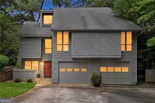 1098 Creatwood Pl SE, Smyrna, GA 30080 - Photo 2