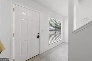 1098 Creatwood Pl SE, Smyrna, GA 30080 - Photo 4