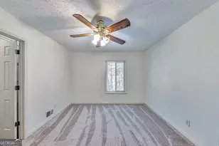 878 Lake Hollow Blvd SW, Marietta, GA 30064 - Photo 14