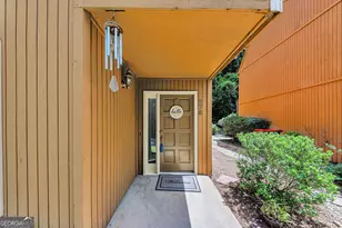 878 Lake Hollow Blvd SW, Marietta, GA 30064 - Photo 2