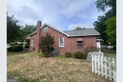 211 Gordon Street, Thomson, GA 30824 - Photo 2