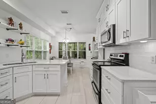 174 Hardwood Forest Dr, Brunswick, GA 31525 - Photo 2