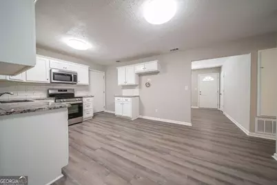 6040 Luna Drive, Columbus, GA 31907 - Photo 10