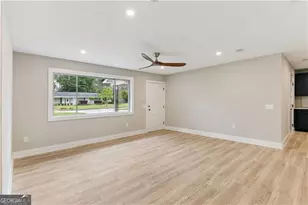 147 Greenwood St, Jesup, GA 31545 - Photo 6