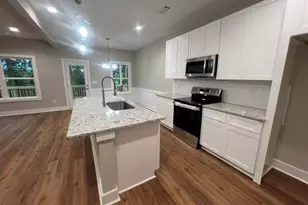 296 Stonington Dr, Mount Airy, GA 30563 - Photo 8