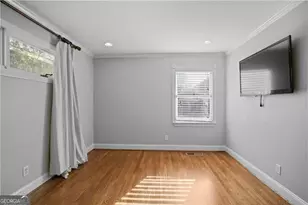 105 Spruell Springs Rd, Atlanta, GA 30342 - Photo 18