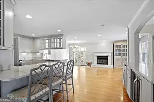 105 Spruell Springs Rd, Atlanta, GA 30342 - Photo 14