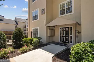 3655 Habersham Rd NE, Atlanta, GA 30305 - Photo 18