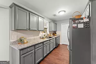 136 Mountain Overlook Dr, Cleveland, GA 30528 - Photo 12