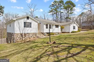 180 Oak Leaf Dr, Stockbridge, GA 30281 - Photo 2