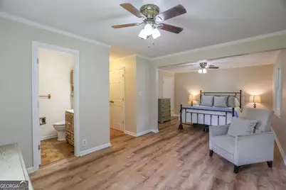 146 E Lakeview Drive NE, Milledgeville, GA 31061 - Photo 8
