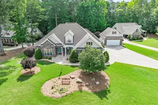180 Brittany Ln, Senoia, GA 30276 - Photo 2