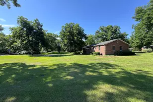 411 N Omega St, Dexter, GA 31019 - Photo 12