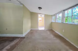842 E 37th St, Savannah, GA 31401 - Photo 18