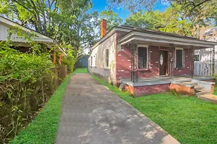842 E 37th St, Savannah, GA 31401 - Photo 2