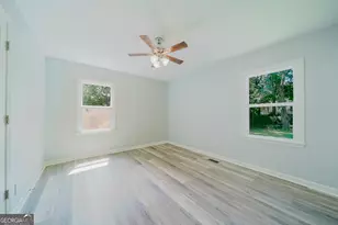 214 Oakridge Dr, Byron, GA 31008 - Photo 16