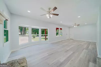 214 Oak Ridge Drive, Byron, GA 31008 - Photo 6