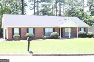 950 Foxworthy Ln, Riverdale, GA 30296 - Photo 1