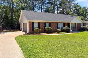 950 Foxworthy Ln, Riverdale, GA 30296 - Photo 2