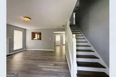5684 Eagles Feather Lane, Riverdale, GA 30274 - Photo 6
